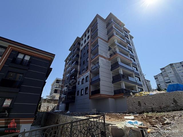 ŞAHİNCİLİ MAHALLESİNDE 130m2 SATILIK SİTE DAİRESİ