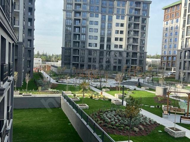 AHİRADAN BAŞAKŞEHİRİN MAVERA BUTİKTE SATILIK 4+1 BOŞ DAİRE