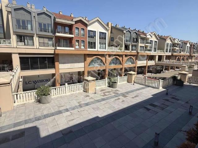 Ahi Yatırım'dan Cadde54 Avm'de Kiralık 4+1 Daire