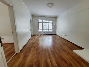 Ahiler'den Seda Sokakta Kuzey Batı Cephe Giriş Katta Kiralık !