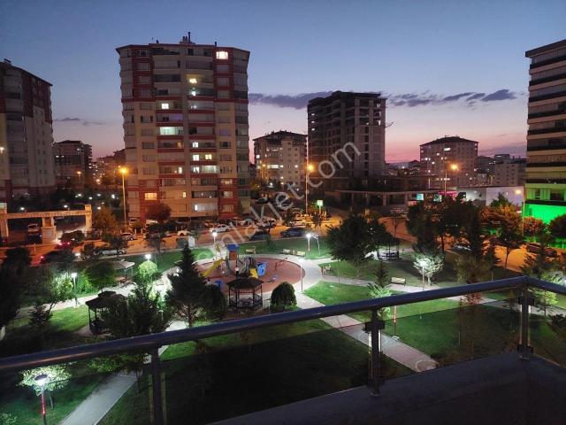 Ahimesut Mahallesi Asena Parkı Yanı Fırsat Boş 4+1 Dubleks Daire