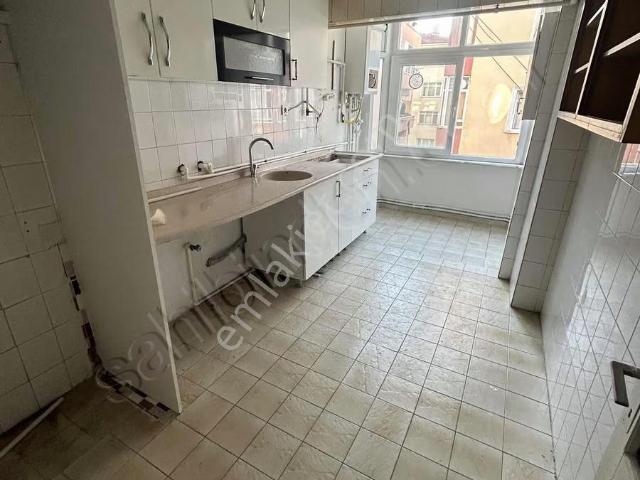 Şahin İnşaat 2. Kat 95 M2 Balkonlu 2+1 Mevlana Mh Merkezi