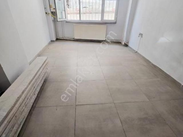 Şahin İnşaat. Düz Giriş. geniş Kullanışlı. 2+1