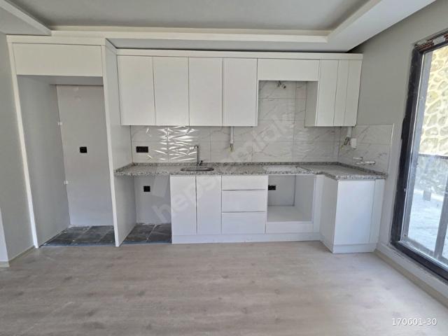 ŞAHINCILI MAH 1+1 60 M2 SFIR GİRİŞ KATI ACİL SATILIK DAİRE