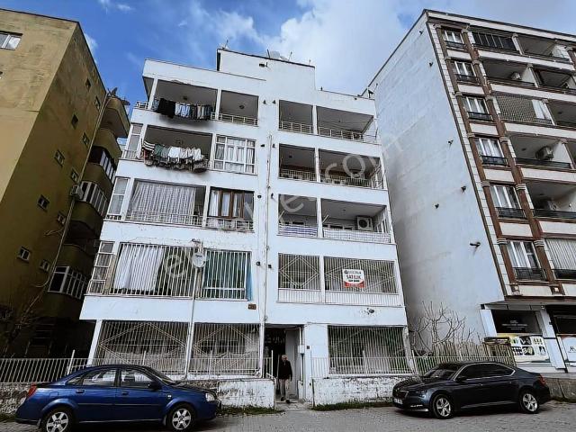 Şahinbey Çocuk Parkı Karşısı Satılık Fırsat 3+1 Daire