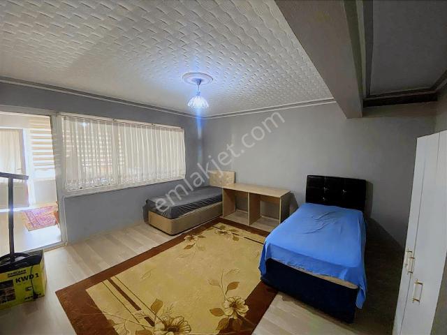 Şahinoğlu Emlakdan Yakıt su Dahil Kiralık Eşyalı 1+1 Daire