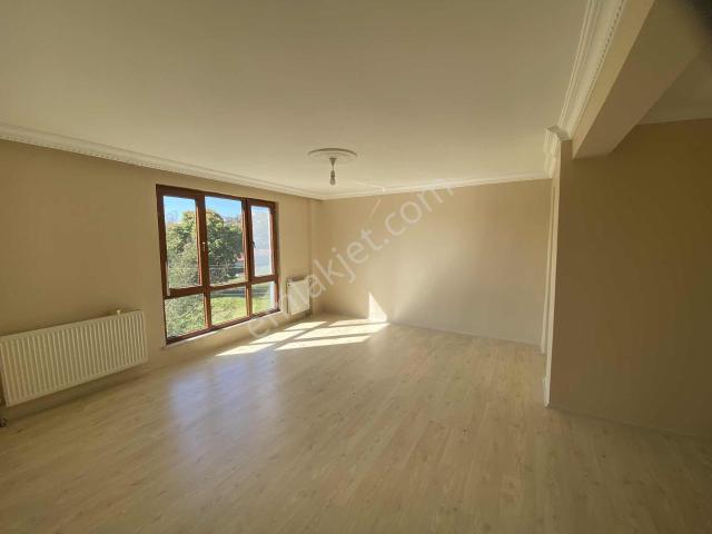 Şahinoğlu Emlakdan Yeni Hastane Yanında Kiralık 3+1 Daire