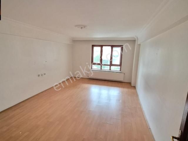 Şahintepede Kot 2 De 2+1 Yapılı Balkonlu Kiralık Daire