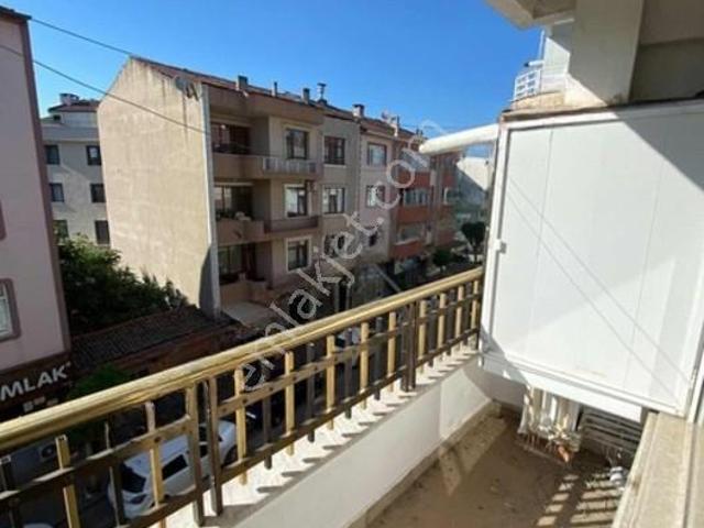 Şahlan Emlaktan Kiralık Arakat Daire