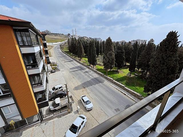 ŞAHTUR'DAN TEKİRDAĞ ÇİFTLİKÖNÜ MAH.GENİŞ 1+1 DAİRE