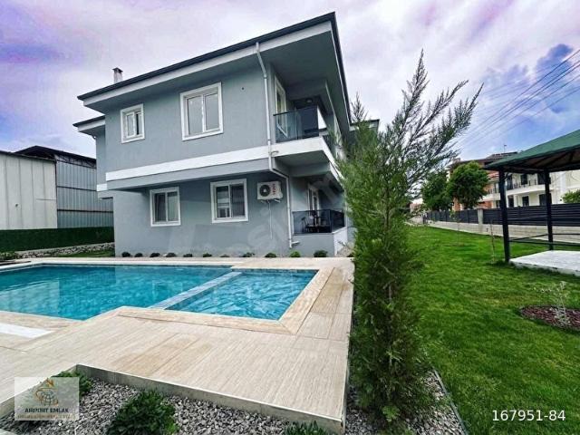 AİRPORT EMLAKTAN HAVUZLU SİTEDE 1+1 SATILIK DAİRE