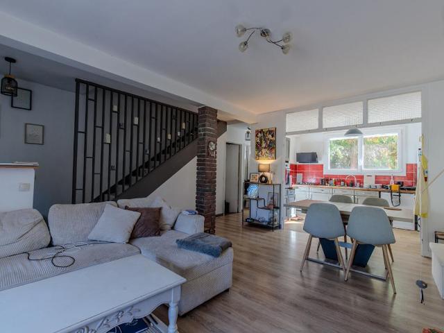 AINCOURT Maison familiale 3 chambres et jardin