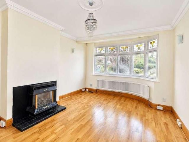 Ainsley Avenue, Romford, RM7