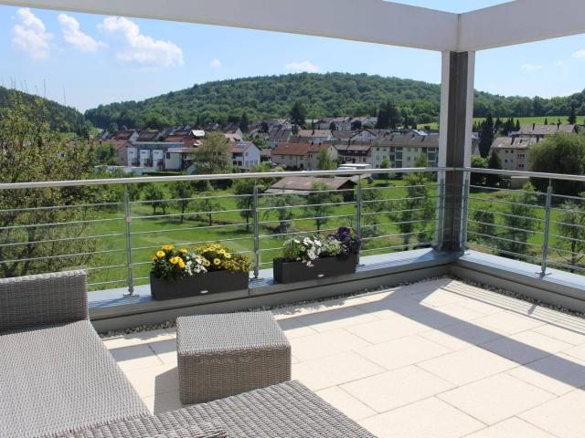 Aidlingen: Großzügige 4,5 ZW mit Dachterrasse