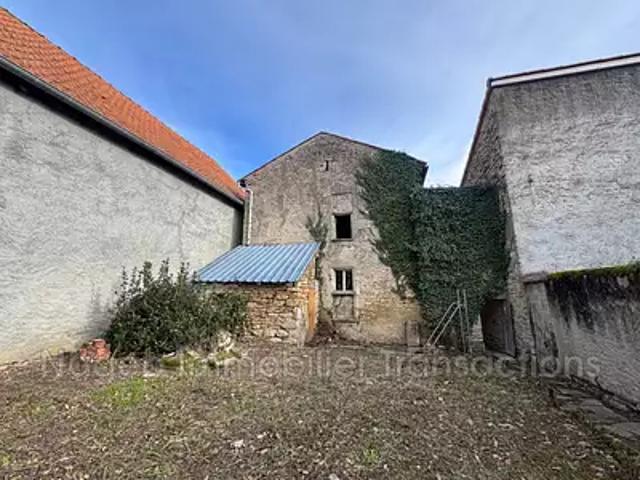 Aigueperse 63260 Achat / Vente maison 5 pièces t5
