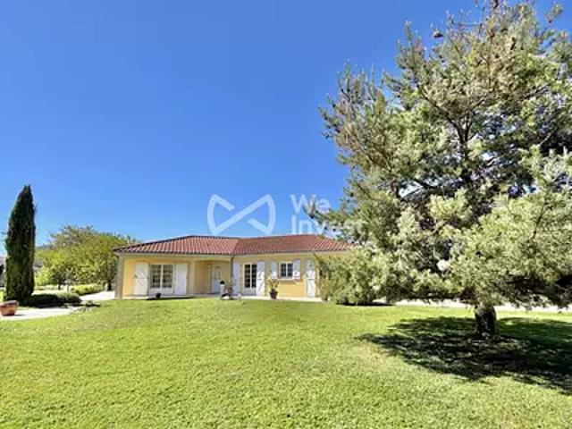 Aigueperse 63260 Achat / Vente maison 6 pièces t6 terrasse parking