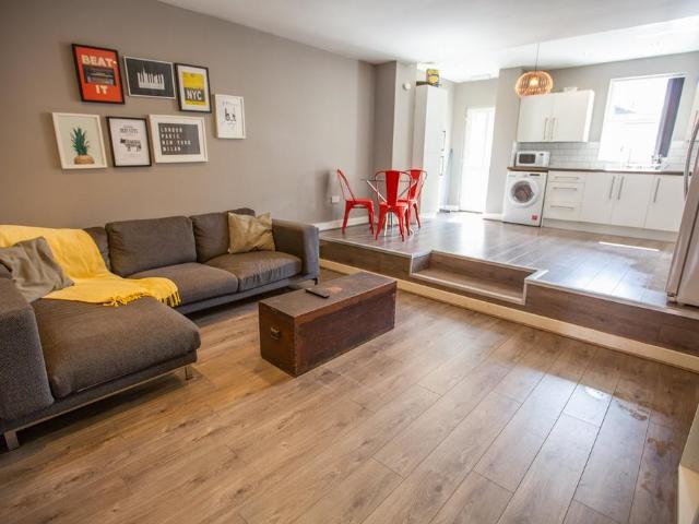 Aigburth Road, 1 bed house to rent £607 pcm £140 pw