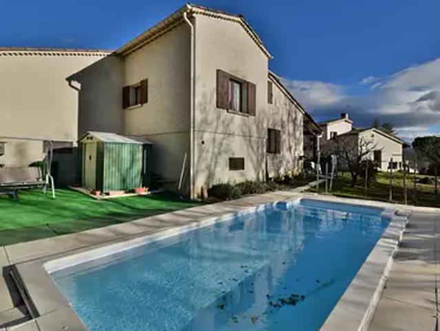 Aiglun 04510 Achat / Vente maison 9 pièces t9 piscine jardin