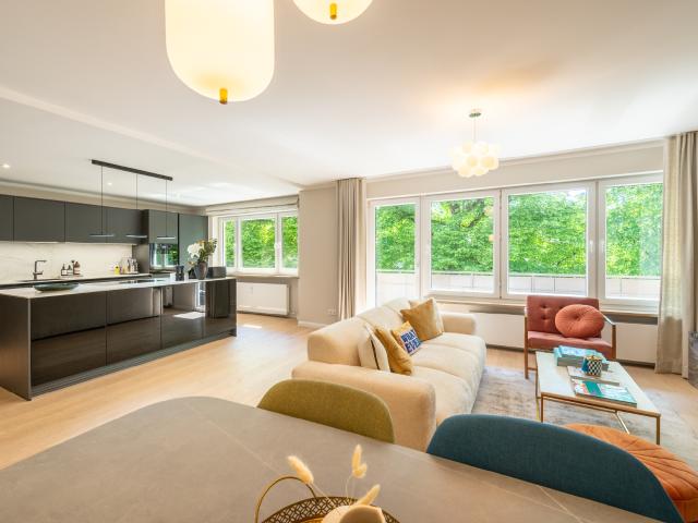 AIGNER 56m² Dachterrasse: Moderne 4 Zimmer Wohnung in sehr guter Lage von Bogenhausen