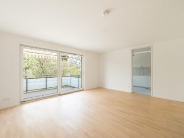 AIGNER Berg am Laim: Teil Modernisierte 2 Zimmer Wohnung zwischen Stadt und Natur