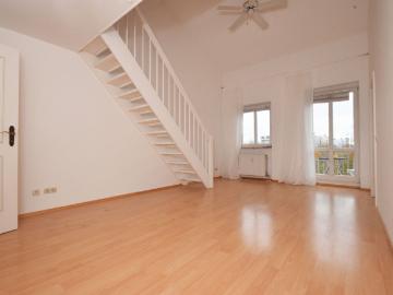 AIGNER Gemütliche Maisonettewohnung mit Süd Balkon in Untermenzing