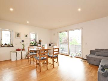 AIGNER Großzügige 3 Zimmer Wohnung mit Balkon in Sendling!