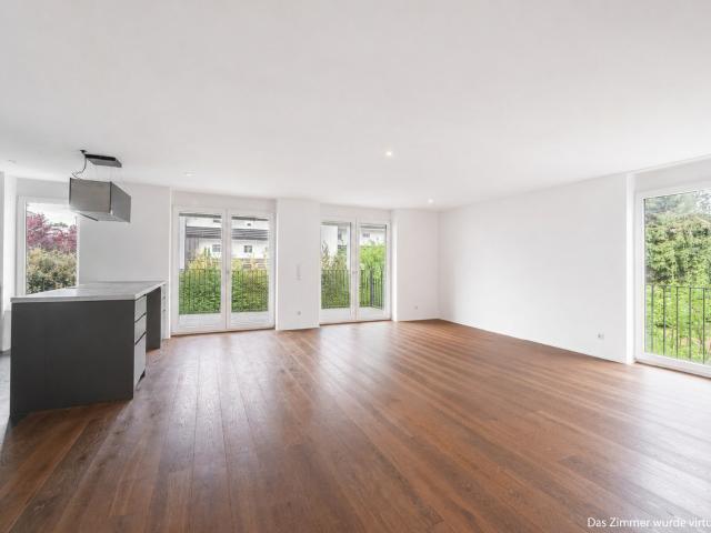 AIGNER Großzügige, neuwertige 4 Zimmer Wohnung in Starnberg