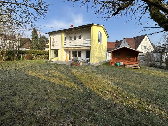 AIGNER Großzügiges Grundstück mit Altbestand in Waldtrudering