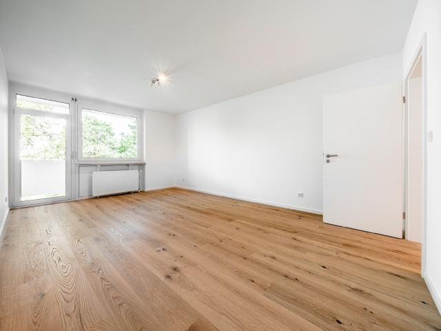 AIGNER Hochwertig sanierte 3 Zimmer Wohnung mit West Loggia und modernem Wohnkomfort