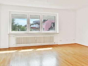 AIGNER Helle 3 Zimmer Wohnung mit sonniger Süd Loggia