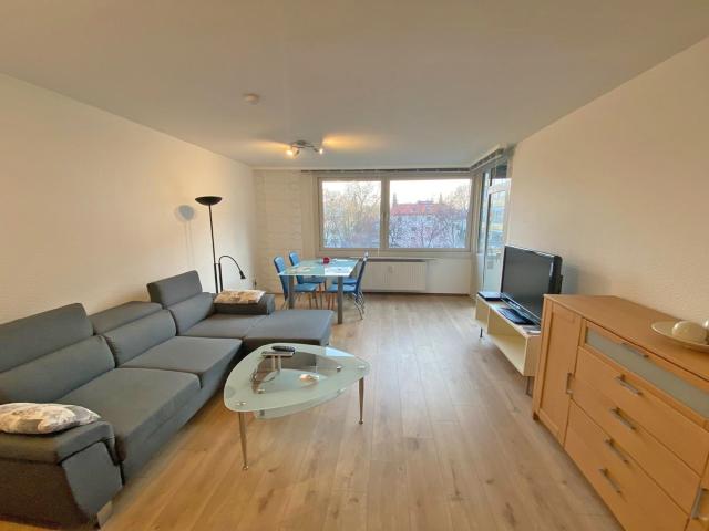 AIGNER Helle und ruhige 2 Zimmer Wohnung in Laim mit Balkon und guter Infrastruktur