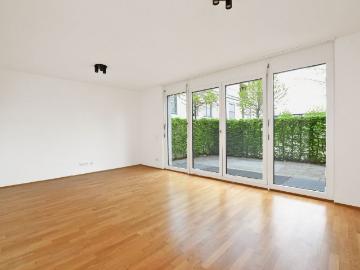 AIGNER Moderenes Reihenhaus mit Souterrain in Perlach!