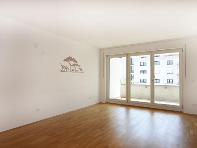 AIGNER Moderne 2 Zimmer Wohnung mit sonnigem Balkon in Schwabing West!