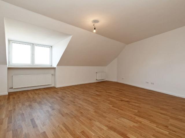 AIGNER Moderne, gemütliche 2 Zimmer Wohnung im Herzen von Moosach