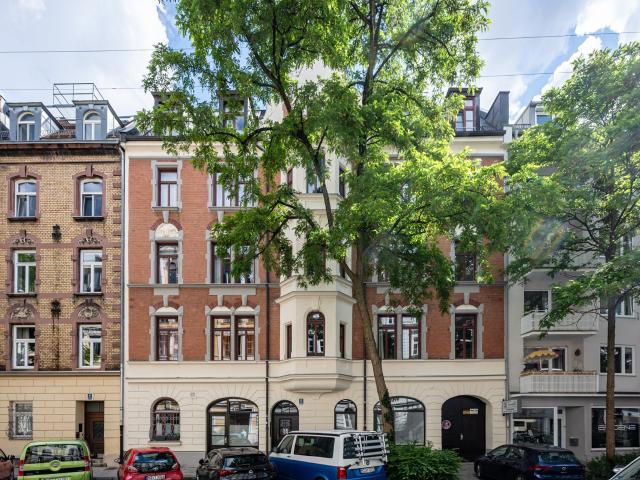 AIGNER Modernisierte ca. 190 m² Wohn /Nutzfläche Gartenloft im Glockenbachviertel