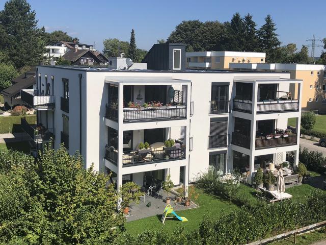 AIGNER NEUWERTIGES MEHRFAMILIENHAUS IN GUTER LAGE VON STARNBERG