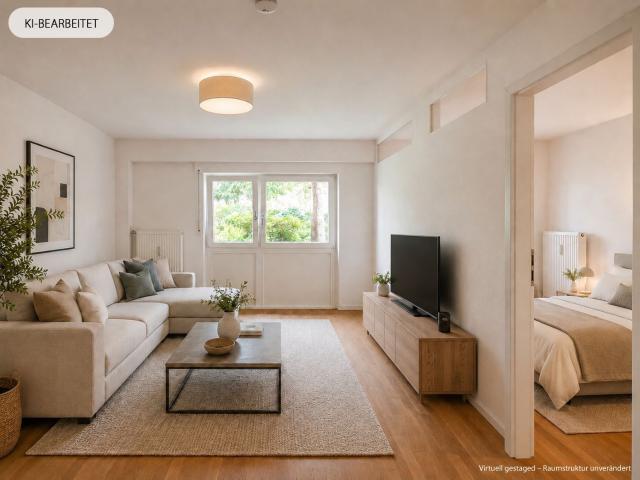 AIGNER Saniert und bezugsfrei: Perfekt geschnittene Erdgeschosswohnung in ruhiger Innenhoflage