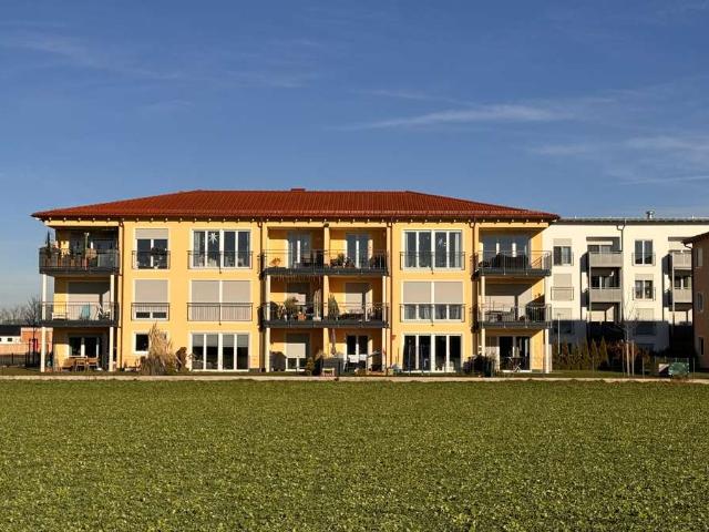 … AIGNER stilvolles Wohnen mit großer Loggia und EBK im 2.OG mit Alpenblick in Mühldorf Nord.