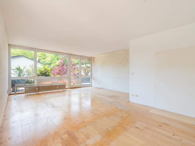 AIGNER Wohnträume verwirklichen – 2,5 Zimmer Wohnung mit zwei Balkonen in Pullach