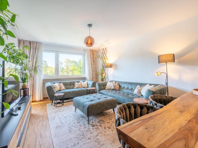 AIGNER Vermietete 3 Zimmer Wohnung mit Süd Balkon in Berg am Laim