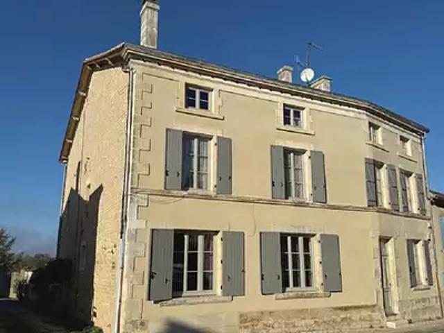 Aigre 16140 Achat / Vente maison 10 pièces t10