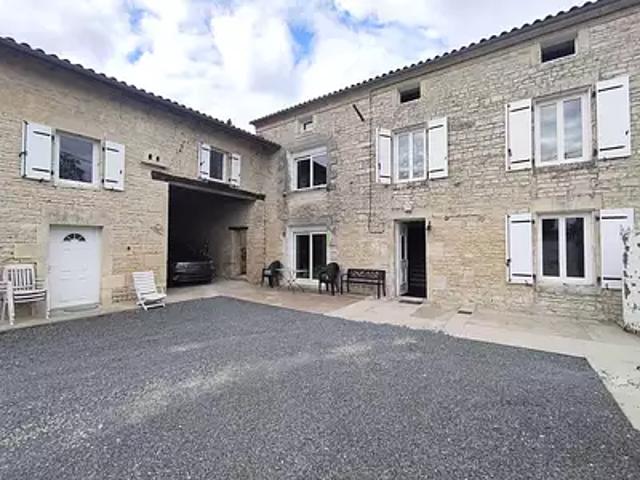 Aigre 16140 Achat / Vente maison 5 pièces t5 terrasse