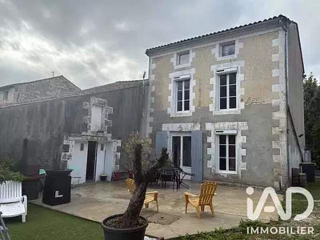 Aigre 16140 Achat / Vente maison 6 pièces t6 terrasse