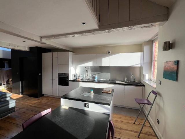 AIIB Vieux Lille T3 meublé en duplex