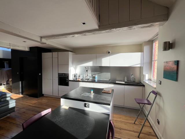 AIIB Vieux Lille T3 meublé en duplex