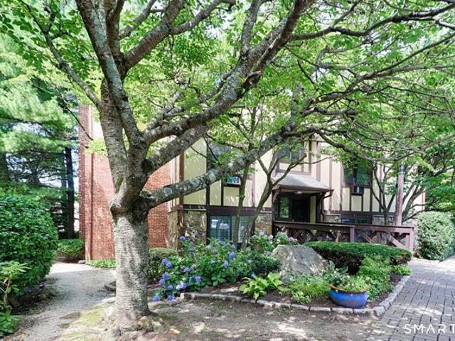 Aiken St Apt,norwalk, Condo For Sale
