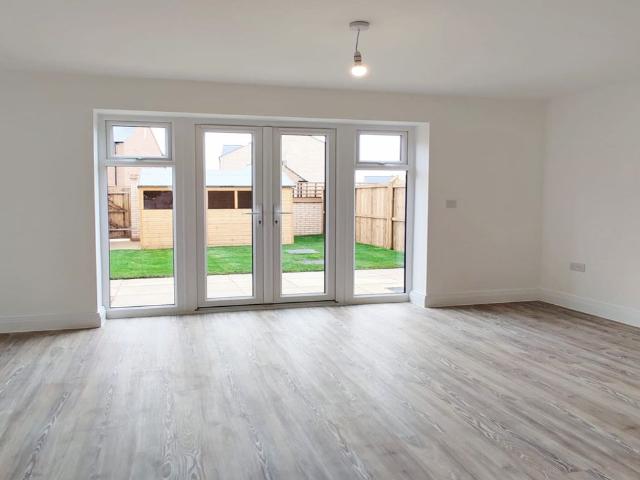 Ailwyn Road, St. Neots, Cambridgeshire PE19, 3 bed semi detached house to rent, £1,950 pcm | PrimeLocation