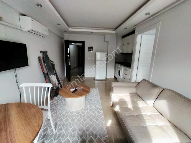 Aile Apartında 50m2 1+1 Sıfır Eşyalı Kiralık Daire