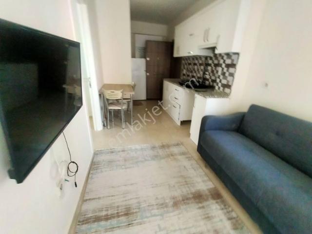 Aile Apartında Akkonak Lozan Cd 50m2 2+1 Balkonlu Eşyalı Kiralık