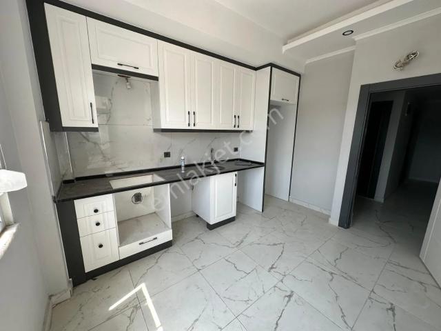 Aile Yaşamına Uygun Geniş Ve Kullanışlı Daire